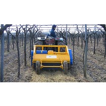 Recogedor y desbrozadora de poda