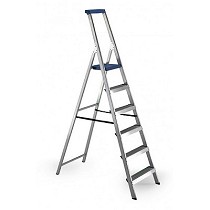 Escalera domstica con plataforma