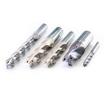 Brocas de tres labios