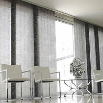 Estores formados por paneles deslizantes