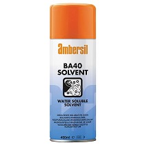 Disolvente soluble en agua