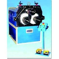 Curvadoras manuales e hidrulicas