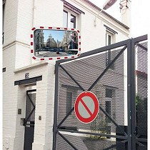 Espejos ultrarresistentes con bandas reflectantes