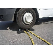 Protector de cables de superficie reductor de velocidad