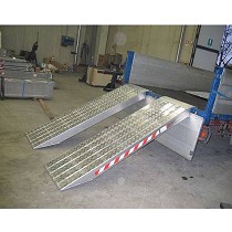 Rampas de carga de vehculos muy pesados con superficie antideslizante