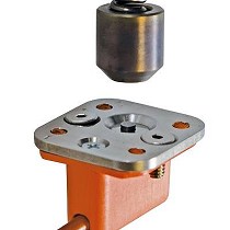 Pinza de retencin e interruptor final en uno