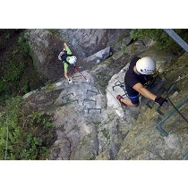 Peldaos de polipropileno de montaa para vas ferratas