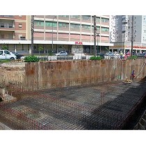 Pantallas de tablestacas autoportantes