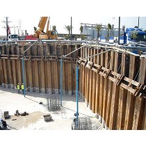 Pantallas de tablestacas arriostradas con anclajes