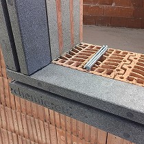 Sistema de premarcos aislantes