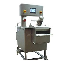 Encoladora empanadora compacta