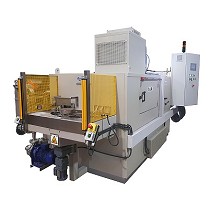 Carruseles para lavar y desengrasar piezas industriales sobre bandejas de carga