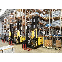 Carretillas elevadoras trilaterales (VNA)