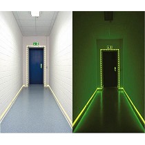 Tira de aluminio fotoluminiscente