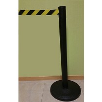 Poste guiado peatonal metlico negro