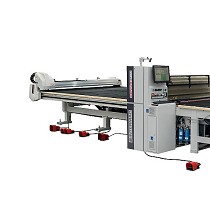 Bancos para el corte de vidrio laminado y monoltico