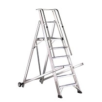 Escaleras de almacn con plataforma