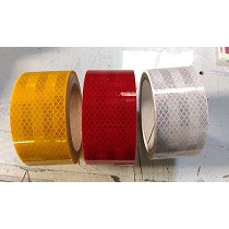 Rollo de cinta reflectante