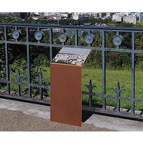 Atril de informacin de acero