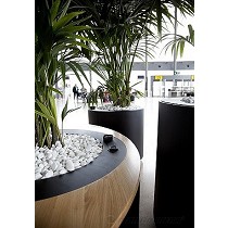 Jardinera con autorriego