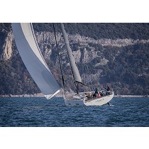 Yate a vela de clase Mini-Maxi