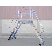 Escaleras de castillo con doble subida