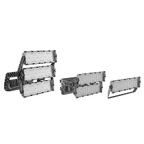 Proyector LED de alta potencia para iluminar canchas y campos deportivos