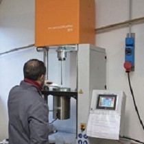 Lnea piloto y laboratorio interno