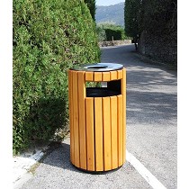 Papelera con cenicero