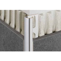 Cantoneras y remates