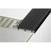 Perfiles antideslizantes