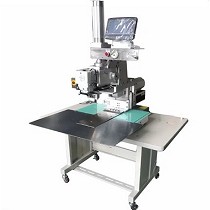 Mquinas de coser en almohadas