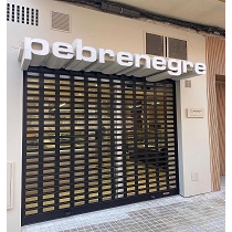 Persianas enrollables de seguridad para establecimientos comerciales