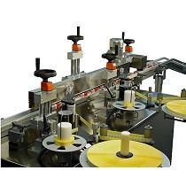 Etiquetados de cajas a 15.000 unidades/hora