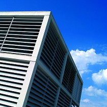 Protector solar de lama orientable