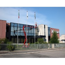 Plataforma area sobre orugas