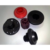 Inyeccin y montaje de tapones de gasolina