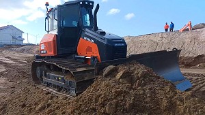 CS Retail Construções adquiere el nuevo Dozer Develon DD130