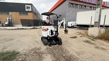 E17z Serie R2: 'la hormiga at�mica' de Bobcat