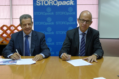 Firma del convenio de patrocinio entre el Presidente de Anfapa, ngel Gonzlez Lucas, y el consejero delegado de Storopack, Jordi Cardoner...