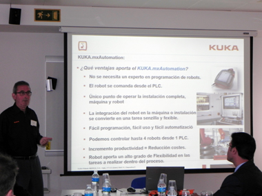 Miquel Lpez, director tcnico de Kuka Robots Ibrica, durante la presentacin de mxAutomation y el nuevo robot sensitivo iiWa...