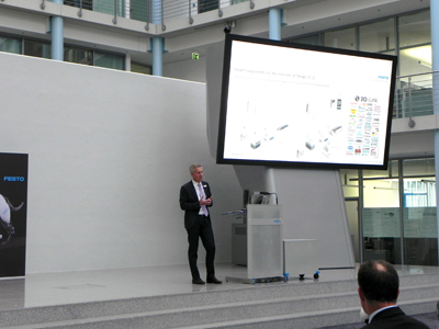 Eberhardt Veit, CEO de Festo, present el modo de pensar del futuro, la Industria 4.0.