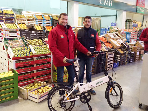 CMR Infinita con la bicicleta elctrica entregada por Grupo Plaform
