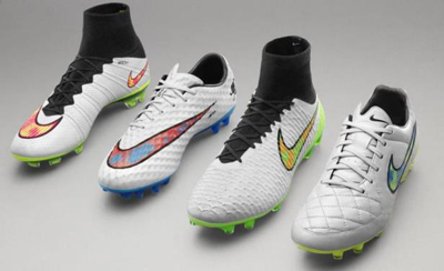 programa en general En Nike lanza la colección de botas de fútbol Shine Through -