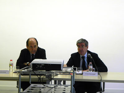 Carles Pareja (izq.) y Jos Mara Bao (dcha.) hicieron un repaso a la situacin legal de los polgonos