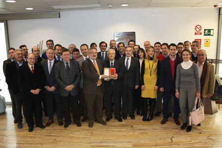 A primeros de febrero la sede del Fremm recibi una visita de miembros de la Junta de Gobierno del COIIRM