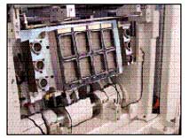 Fig. 6 - ILLIG RDM 75K con molde de moldeo / troquel para fabricar bandejas de men