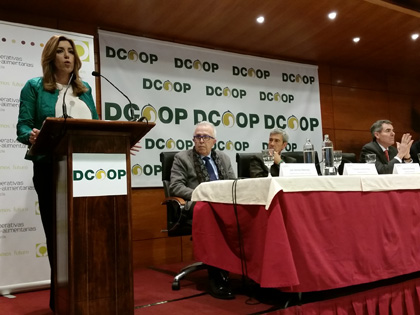 Susana Daz, presidenta de la Junta de Andaluca, durante su intervencin en el saln de actos de Dcoop