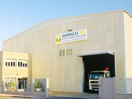 Fachada M�rmoles Sol