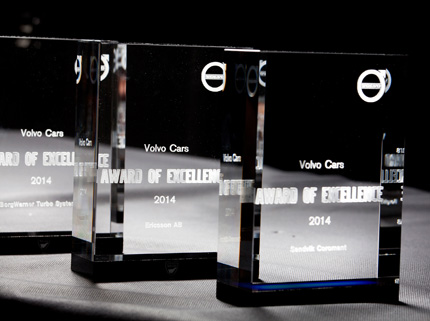 El Premio a la Excelencia de Volvo Cars se cre en 1998 como reconocimiento a la sobresaliente contribucin de aquellos proveedores que van un paso...
